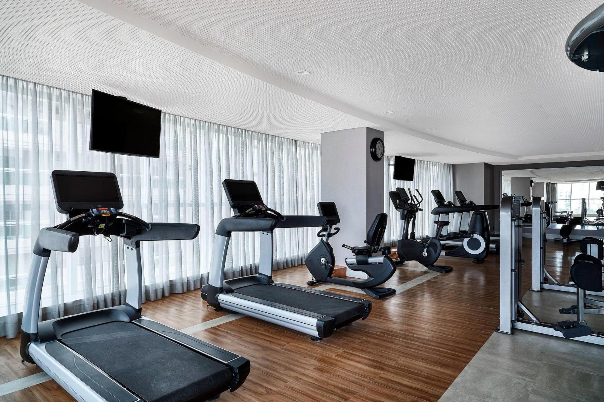 Sheraton Santos Hotel Eksteriør bilde The gym at the hotel